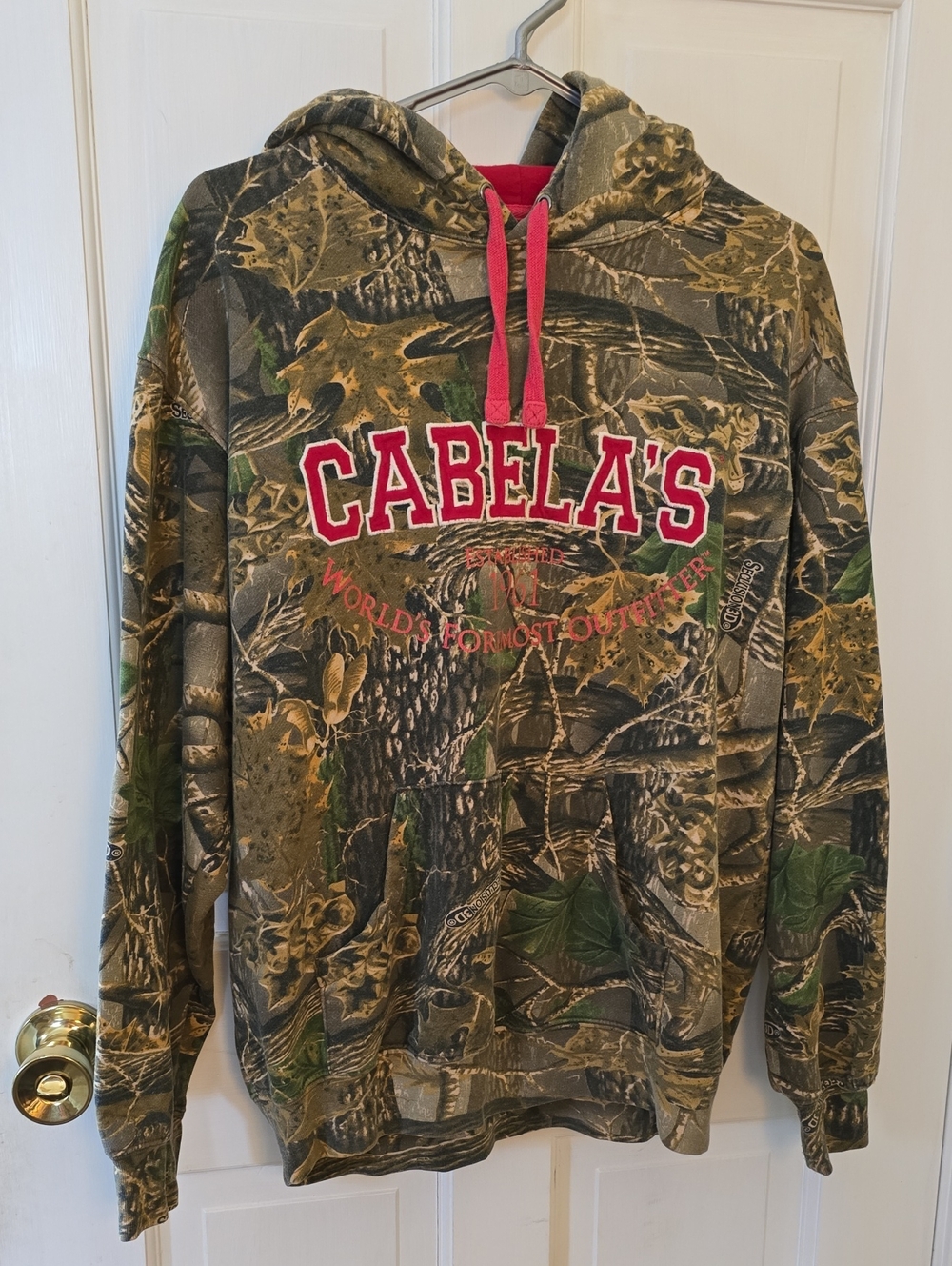Cabela's Realtree Camo Hoodie with Red Accents